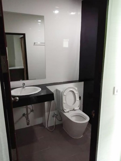 6A111812ให้เช่าคอนโดย่านเศรษฐกิจ วิวป่า พื้นที่ 32 ตรม. เฟอร์นิเจอร์ครบครัน