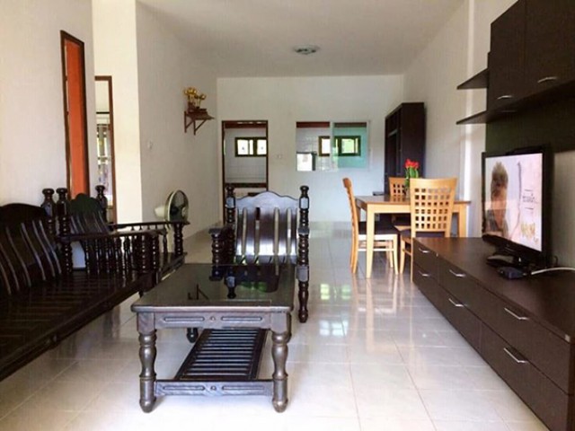 6A111816 ให้เช่าบ้านแฝดชั้นเดียวในโครงการ พื้นที่ 37 ตรว. พร้อมเฟอร์ครบ