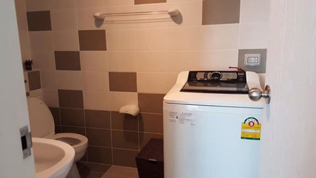 6A111820ให้เช่าคอนโดย่านเศรษฐกิจ วิวเมือง พื้นที่ 28.5 ตรม. เฟอร์นิเจอร์ครบครัน