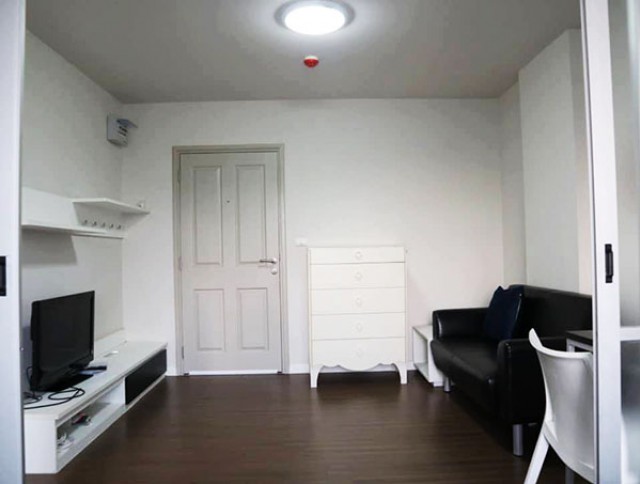 6A111819 ให้เช่าคอนโดย่านเศรษฐกิจ วิวป่าภูเขา พื้นที่ 30  ตรม.