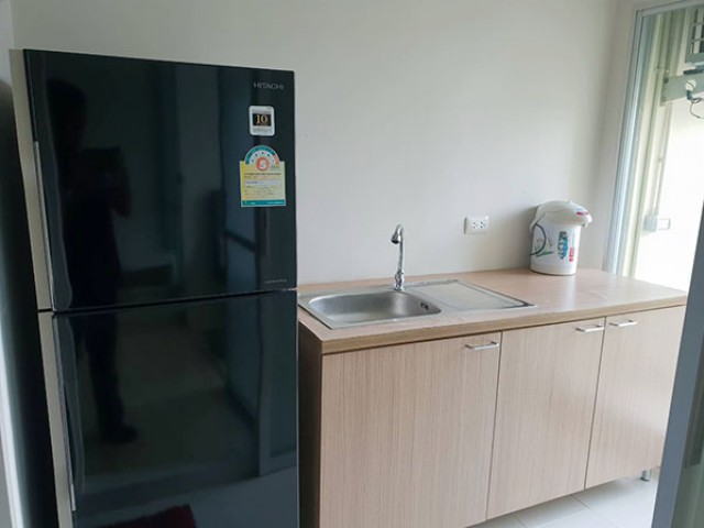 6A111818 ให้เช่าคอนโดย่านเศรษฐกิจ วิวสระผม พื้นที่ 30 ตรม. เฟอร์นิเจอร์ครบครัน