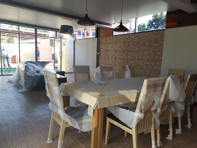 6A91002 ให้เช่าบ้านเดี่ยว 2 ชั้น พื้นที่ 100 ตรว. พร้อมสระว่ายน้ำส่วนตัว.