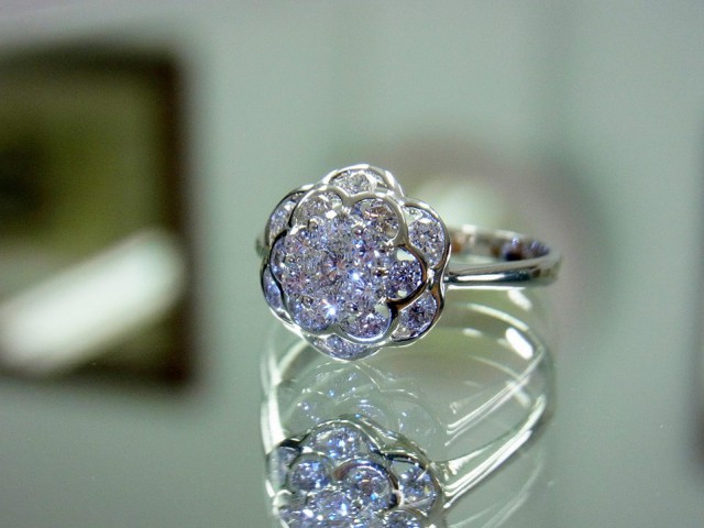 แหวนเพชร ห้างเพชรกาญจน์ ราคาส่ง