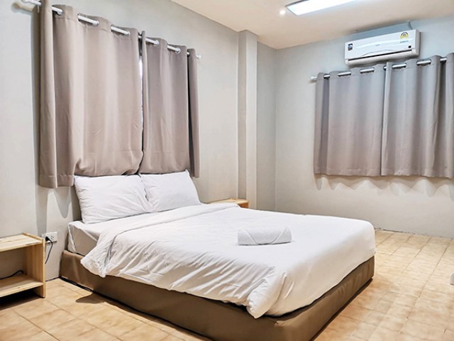 6A101339 ให้เช่าบ้านแฝดชั้นเดียวพื้นที่ 35 ตรว. พร้อมเฟอร์นิเจอร์