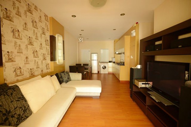 6A101342 ให้เช่าบ้านแฝดชั้นเดียวในโครงการ พื้นที่ 28 ตรว. พร้อมเฟอร์ครบ