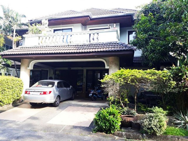 6A91004 ให้เช่าบ้านเดี่ยว 2 ชั้น พื้นที่ 64 ตรว. 4 นอน 4น้ำ