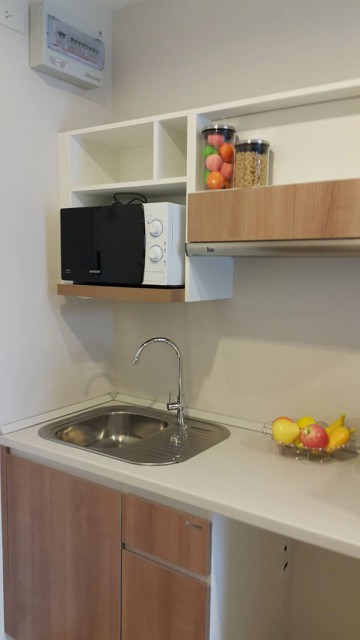 6A40389 ให้เช่าคอนโดย่านเศรษฐกิจ วิวสวน พื้นที่ 32 ตรม. เฟอร์นิเจอร์ครบครัน