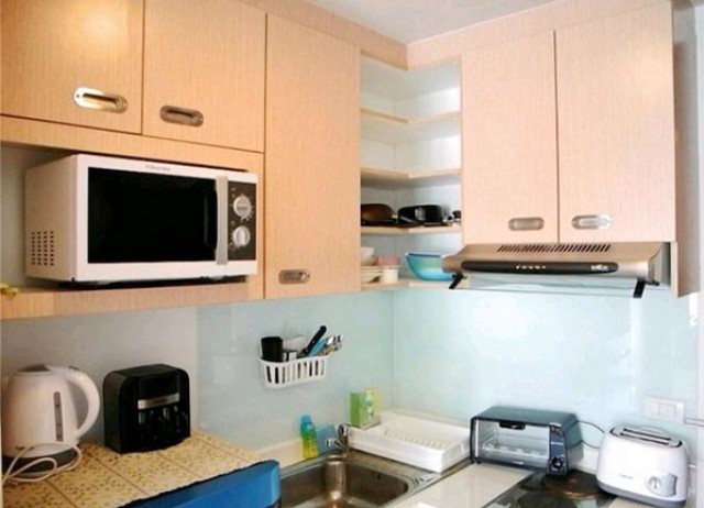 6A60167 ให้เช่าคอนโดย่านเศรษฐกิจ วิวสระ พื้นที่ 32 ตรม. เฟอร์นิเจอร์ครบครัน