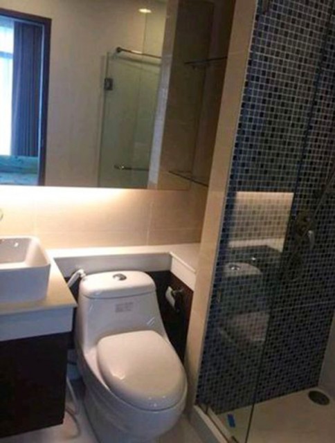 6A60167 ให้เช่าคอนโดย่านเศรษฐกิจ วิวสระ พื้นที่ 32 ตรม. เฟอร์นิเจอร์ครบครัน