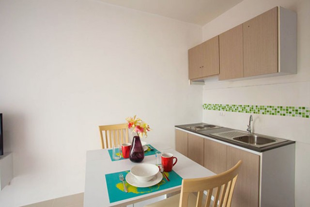 6A101351 ให้เช่าคอนโดย่านเศรษฐกิจ วิวหมู่บ้าน พื้นที่ 30 ตรม.