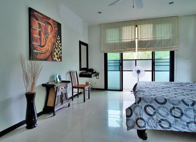 6A80503 ให้เช่าPool Villa สไตล์โมเดิร์น พื้นที่ 200 ตรม. พร้อมสระว่ายน้ำส่วนตัว.