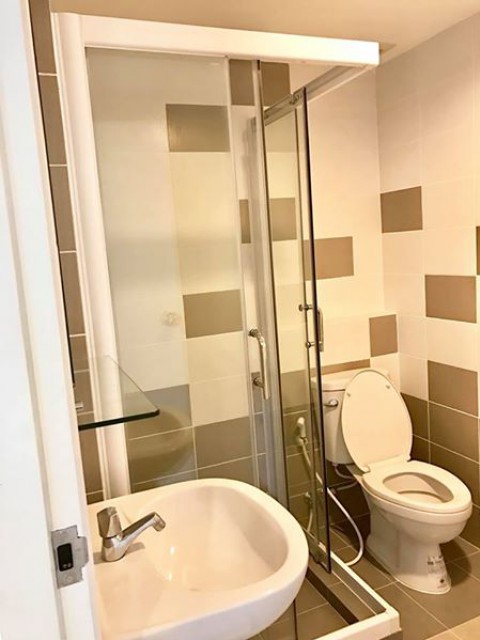 6A111832 ให้เช่าคอนโดใจกลางเมือง เฟอร์นิเจอร์ครบครัน บรรยากาศดีน่าอยู่.