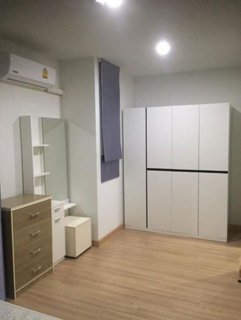 6A111833 ให้เช่าทาวน์เฮ้าส์ 2 ชั้นในโครงการย่านเศรษฐกิจ เฟอร์นิเจอร์ครบครัน