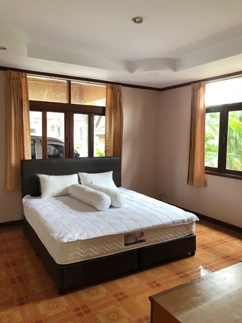 6A120563 ให้เช่าบ้านเดี่ยว 2 ชั้น บ้านหลังใหญ่ พื้นที่ 110 ตรว.