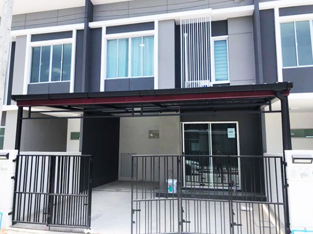 6A30029ให้เช่าทาวน์เฮ้าส์ 2 ชั้นใจกลางเมือง พื้นที่ 20 ตรว. 3 นอน 2 น้ำ