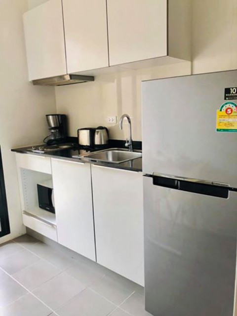 6A101360ให้เช่าคอนโดย่านเศรษฐกิจ วิวถนน พื้นที่ 33 ตรม. เฟอร์นิเจอร์ครบครัน