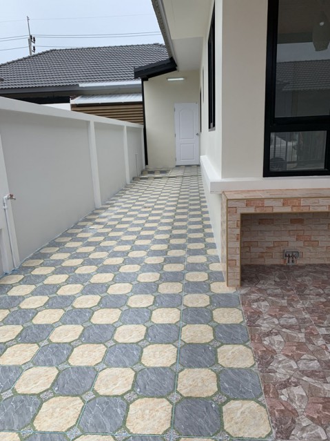 6A20086 ให้เช่าบ้านแฝดชั้นเดียวในโครงการใกล้สนามบิน พื้นที่ 28 ตรว. 2นอน2น้ำ