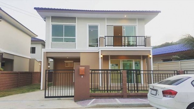 6A111842 ให้เช่าบ้านเดี่ยว 2 ชั้นในโครงการ พร้อมสระว่ายน้ำส่วนตัว.