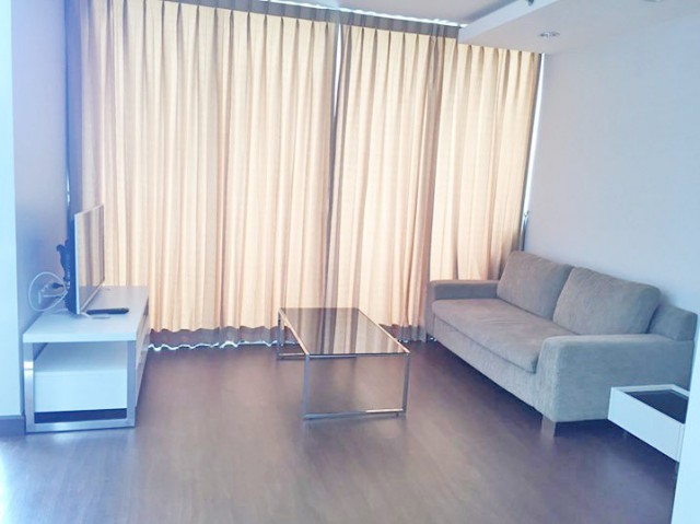 6A101366 ให้เช่าคอนโดย่านเศรษฐกิจ 2 ห้องนอน 2 ห้องน้ำ เฟอร์นิเจอร์ครบครัน