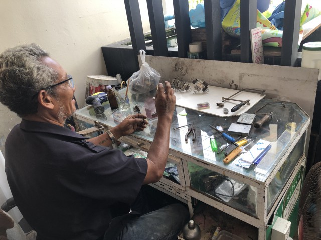 รับใส่กรอบพระ รับทำกรอบพระ ภูเก็ต