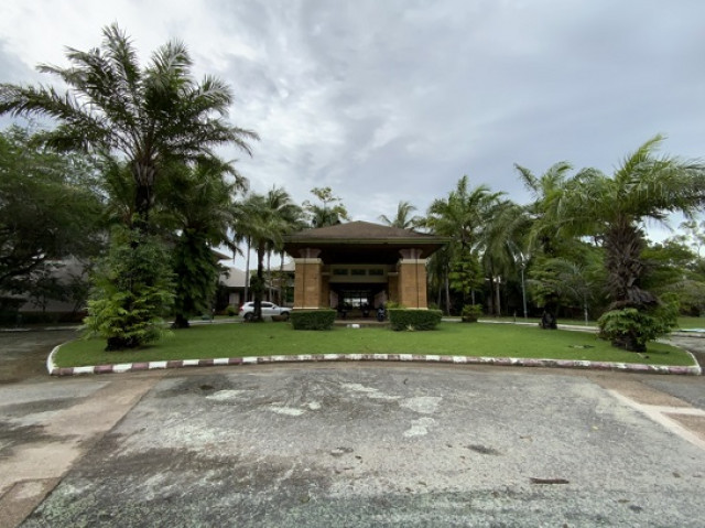 NAI HOME บ้านใหม่Pool Villasในหมู้บ้านแลนด์แอนด์เฮ้าส์ปาร์คฉลอง ในเมือง ภูเก็ต