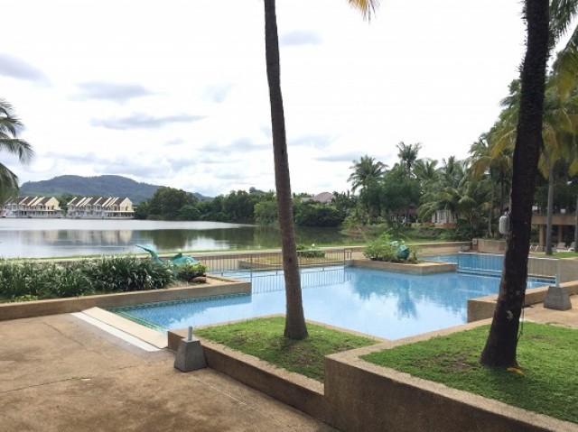 NAI HOME บ้านใหม่Pool Villasในหมู้บ้านแลนด์แอนด์เฮ้าส์ปาร์คฉลอง ในเมือง ภูเก็ต