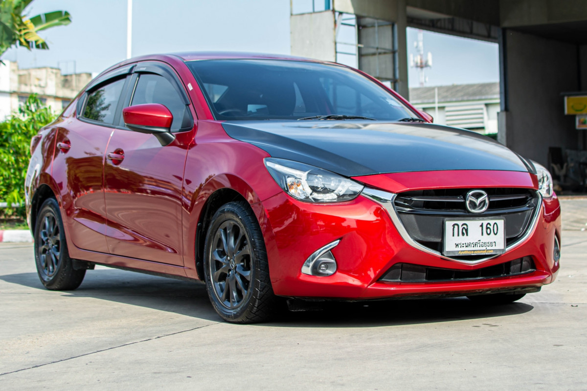 MAZDA 2 SEDAN 1.3 SKYACTIV HIGH CONNECT รถบ้าน มือเดียว ผู้หญิงขับ ไม่มีชน