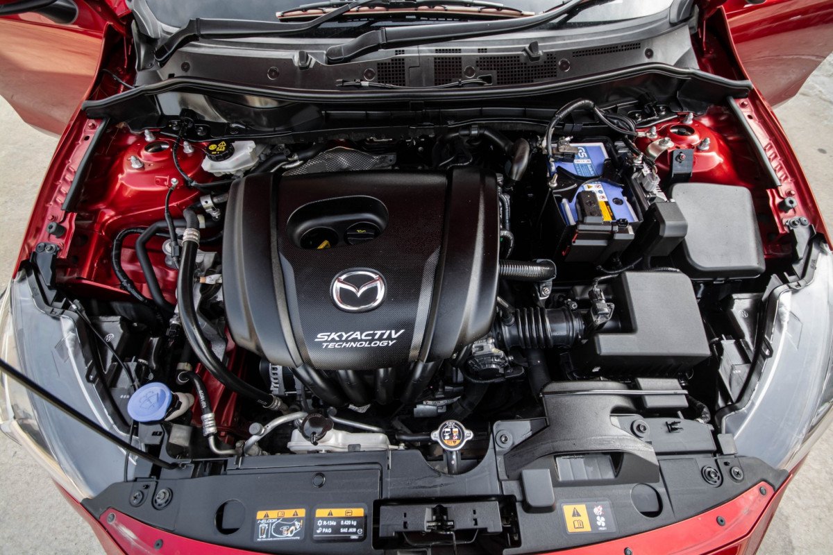 MAZDA 2 SEDAN 1.3 SKYACTIV HIGH CONNECT รถบ้าน มือเดียว ผู้หญิงขับ ไม่มีชน