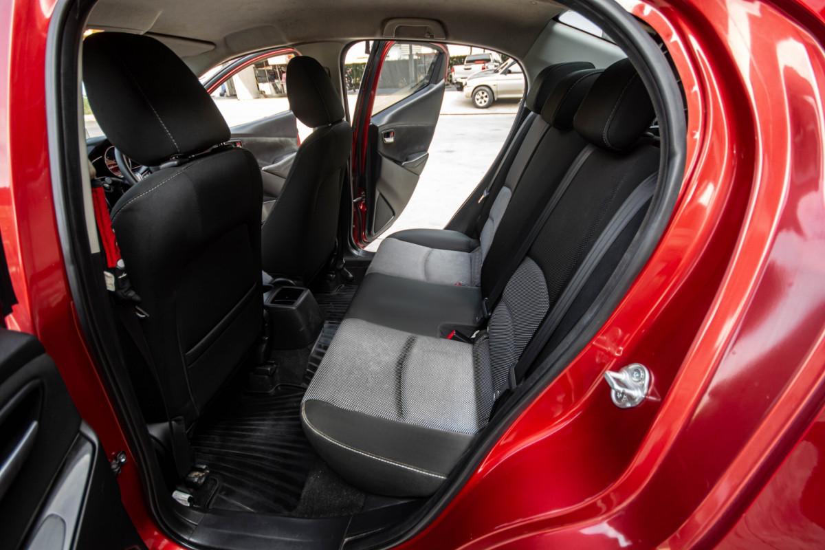 MAZDA 2 SEDAN 1.3 SKYACTIV HIGH CONNECT รถบ้าน มือเดียว ผู้หญิงขับ ไม่มีชน