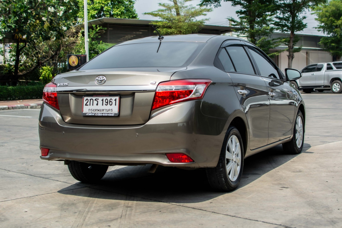 TOYOTA VIOS 1.5 G รถบ้านแท้ ไม่มีประวัติเสีย ไม่เคยติดแก๊ส