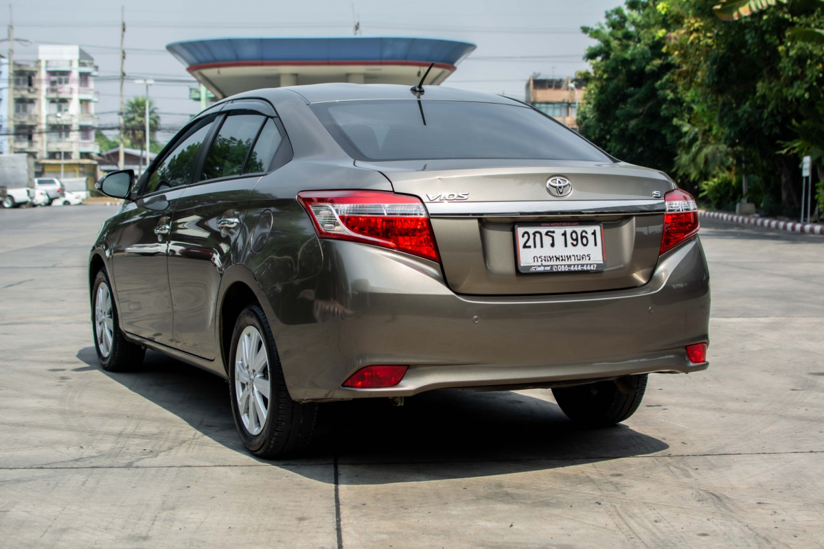 TOYOTA VIOS 1.5 G รถบ้านแท้ ไม่มีประวัติเสีย ไม่เคยติดแก๊ส
