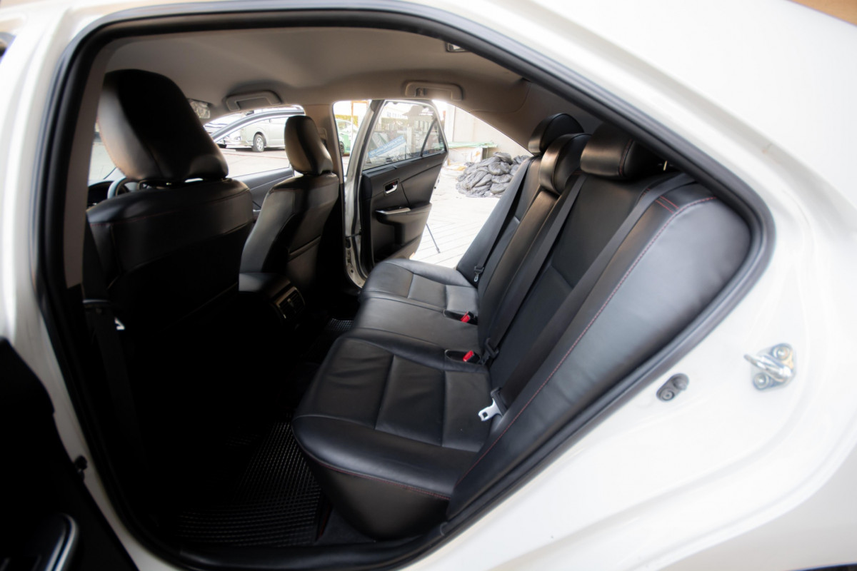 TOYOTA CAMRY 2.0G EXTREMO ไมล์แท้เช็คศูนย์ทุก 10,000 กิโล สภาพสวยกว่ารถวิ่งน้อย