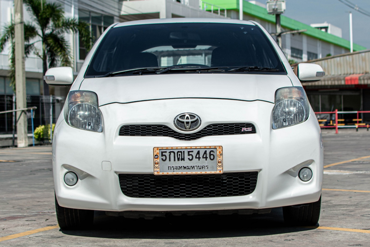 TOYOTA YARIS 1.5 G RS รถบ้านแท้ เจ้าของเก่าเป็นผู้หญิง โครงสร้างเดิม