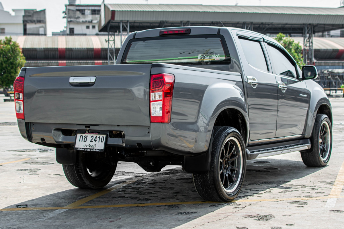 ISUZU D-MAX 1.9L DDI DOUBLE CAB HI-LANDER ล้อแม็กซ์สวย รถบ้าน สีหายาก