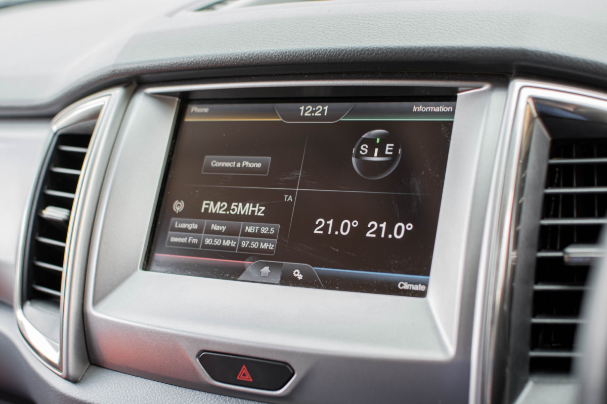 FORD EVEREST 3.2 4WD TITANIUM ตัวท็อป 4WD รถบ้านแท้ ไมล์แท้