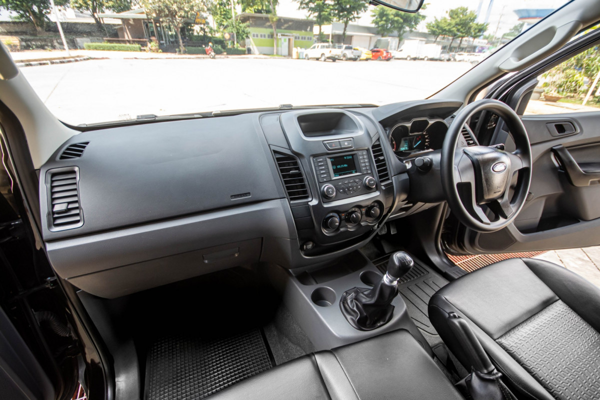 FORD RANGER 2.2 XL STANDARD CAB หัวเดี่ยวมีหลังคา ไมล์แท้ โครงสร้างเดิม