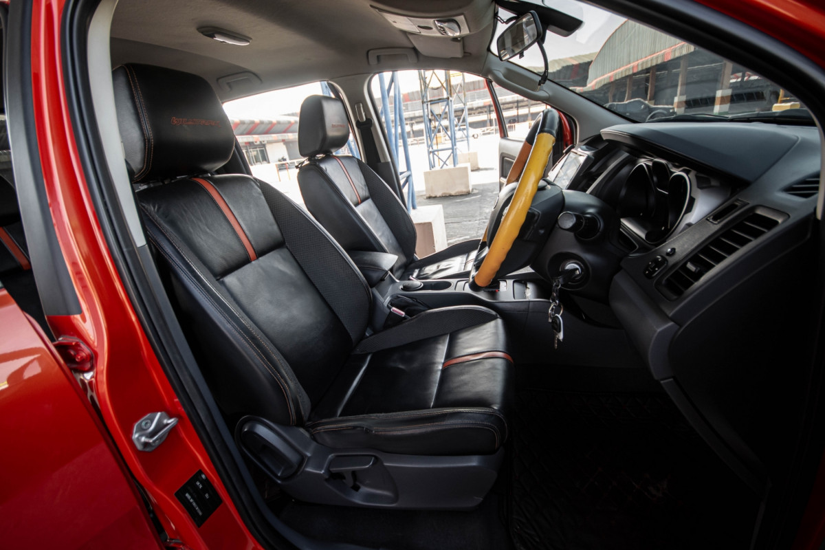 FORD RANGER 2.2 WILDTRAK รถบ้าน โครงสร้างสวย ฟรีส่งรถถึงบ้านทั่วประเทศ