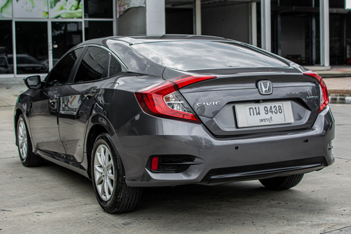 HONDA CIVIC 1.8E CVT I-VTEC ABS รถมือเดียว ติดต่อด่วนเลยครับ