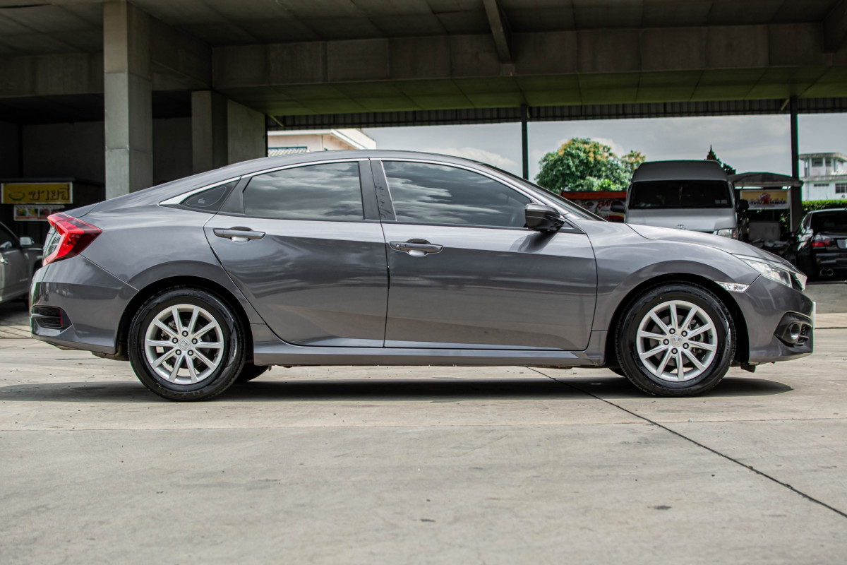 HONDA CIVIC 1.8E CVT I-VTEC ABS รถมือเดียว ติดต่อด่วนเลยครับ