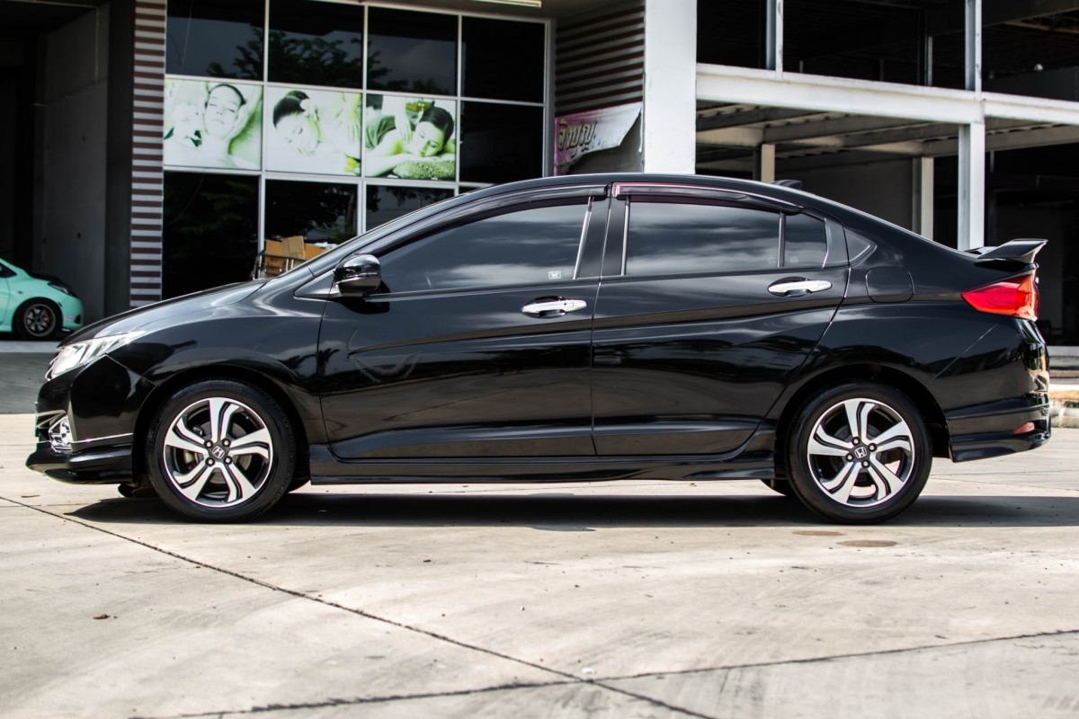 HONDA CITY 1.5 SV-CVT I-VTEC ABS รถบ้านแท้ ไม่เคยติดแก๊ส ไม่มีชนหนัก