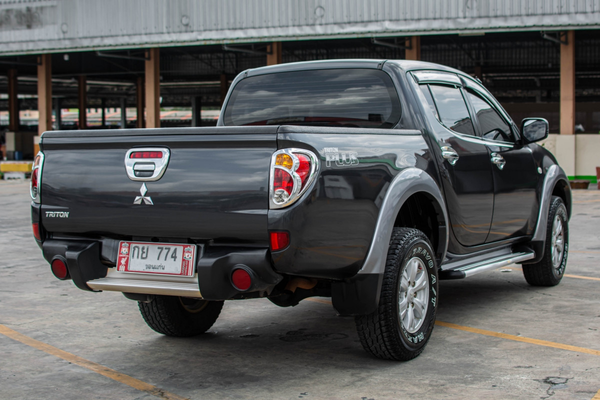 MITSUBUSHI TRITON PLUS DOUBLE CAB 2.4 GLS รถบ้านมือเดียวแท้ๆ รุ่นเบนซิน สภาพสวย