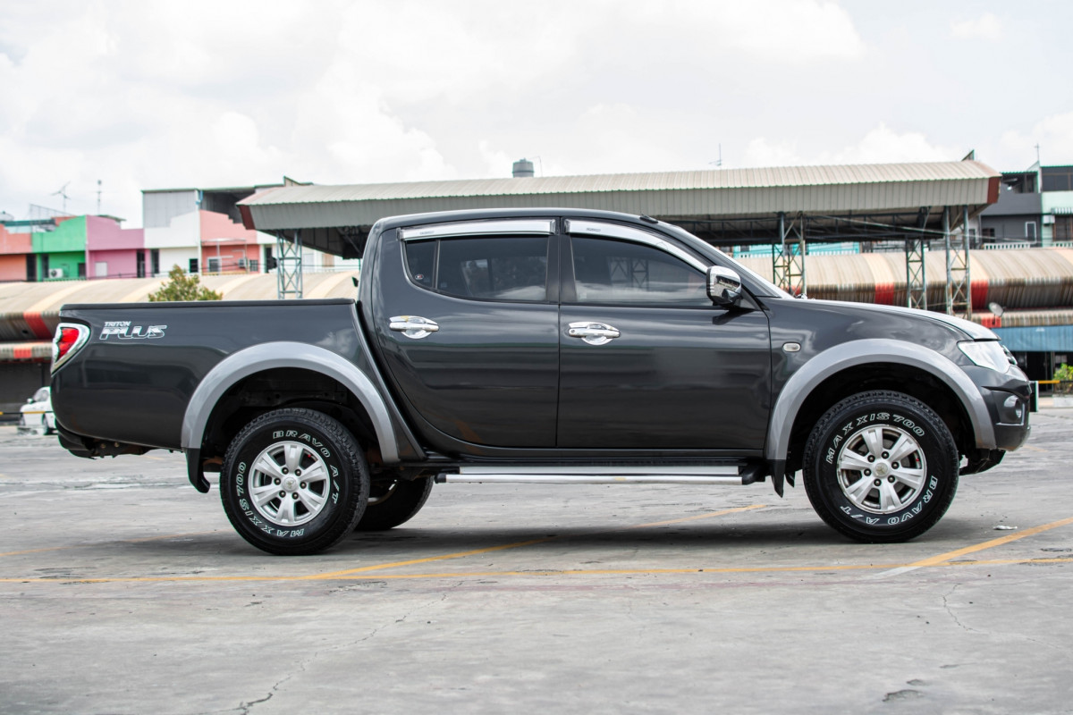 MITSUBUSHI TRITON PLUS DOUBLE CAB 2.4 GLS รถบ้านมือเดียวแท้ๆ รุ่นเบนซิน สภาพสวย