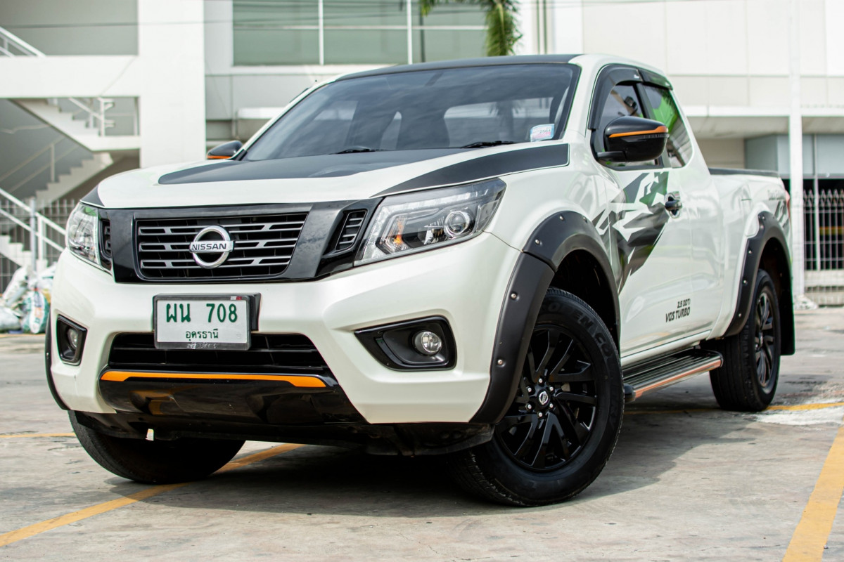 NISSAN NAVARA NP300 2.5E KINGCAB BLACK EDITION รถสวย มือเดียวไมล์แท้