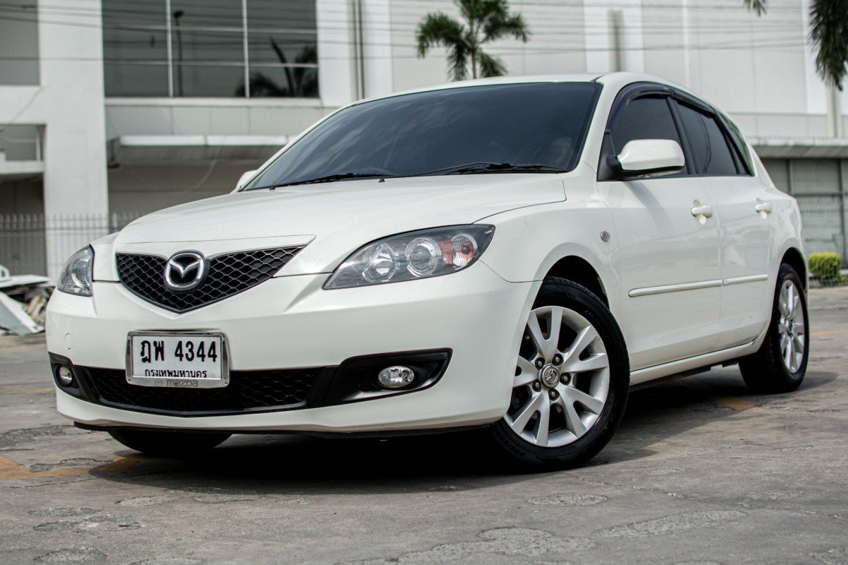 MAZDA 3 1.6V 5DR รถบ้าน รถมือเดียว สวยไม่มีชน สภาพนางฟ้า ไมล์แท้วิ่งน้อยมากๆ