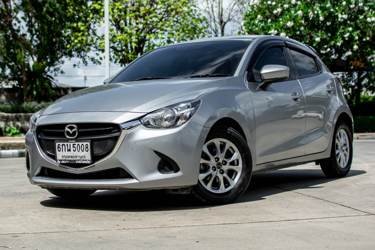 MAZDA 2 1.5XD SPORTS HIGH 5 ประตู ดีเซล รถบ้านสวยๆ มือเดียว ไมล์แท้