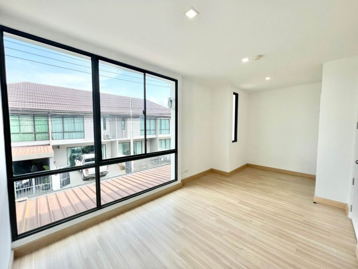 ขายบ้านปรับปรุงใหม่ โครงการ พฤกษา วิลล์ กระทู้- สามกอง