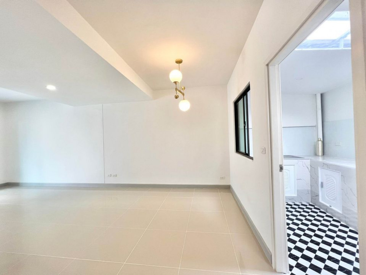 ขายบ้านปรับปรุงใหม่ โครงการ พฤกษา วิลล์ กระทู้- สามกอง