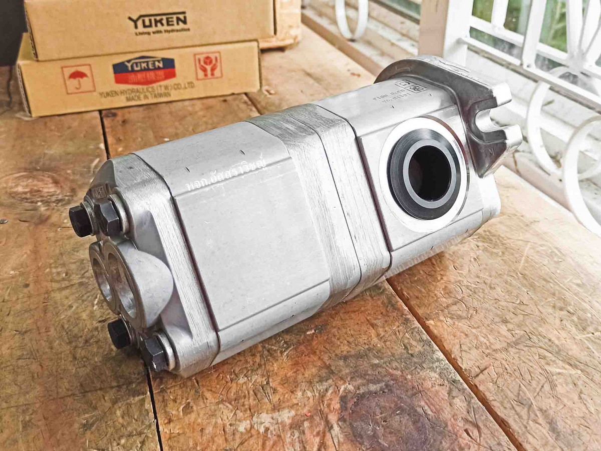 ปั้มไฮดรอลิค (Hydraulic gear Pump) Shimadzu รุ่น D1-18.11A2H9-R296