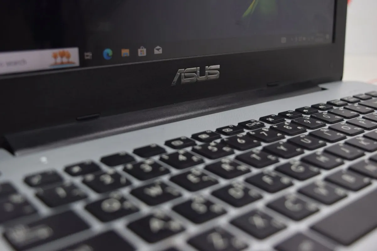 ขาย โน๊ตบุ๊ค Asus X455LD จอ14” ซีพียูระดับ Core i3 การ์ดจอแยก 2GB แค่ 5,990