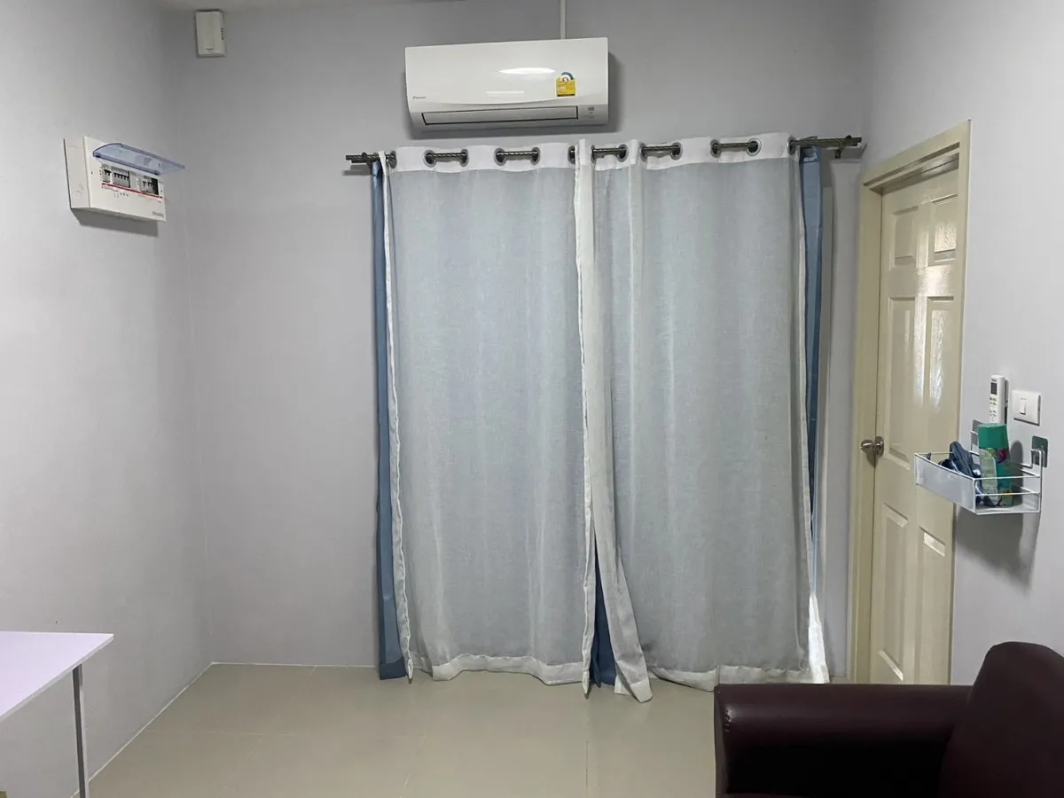 TL-0196 - ทาวน์เฮ้าส์ชั้นเดียวให้เช่า มี 2 ห้องนอน 2 ห้องน้ำ 1 ห้องครัว